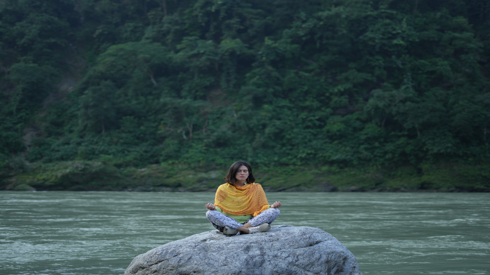 Group relaxation and sound healing session at Rishikesh retreat