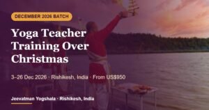 Yoga teacher training over Christmas in Rishikesh, India – Ganga Aarti in December